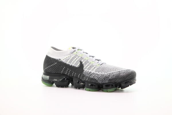 Nike air vapormax top flyknit e